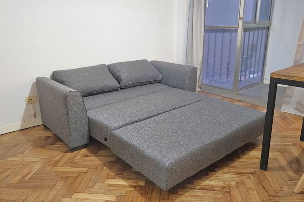 Depto 2 ambientes sobre calle Azcuénaga, Recoleta