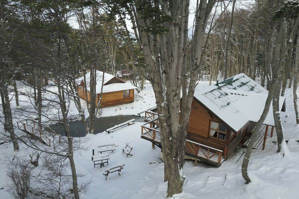 Exterior invierno de cabaña 1 dormitorio std