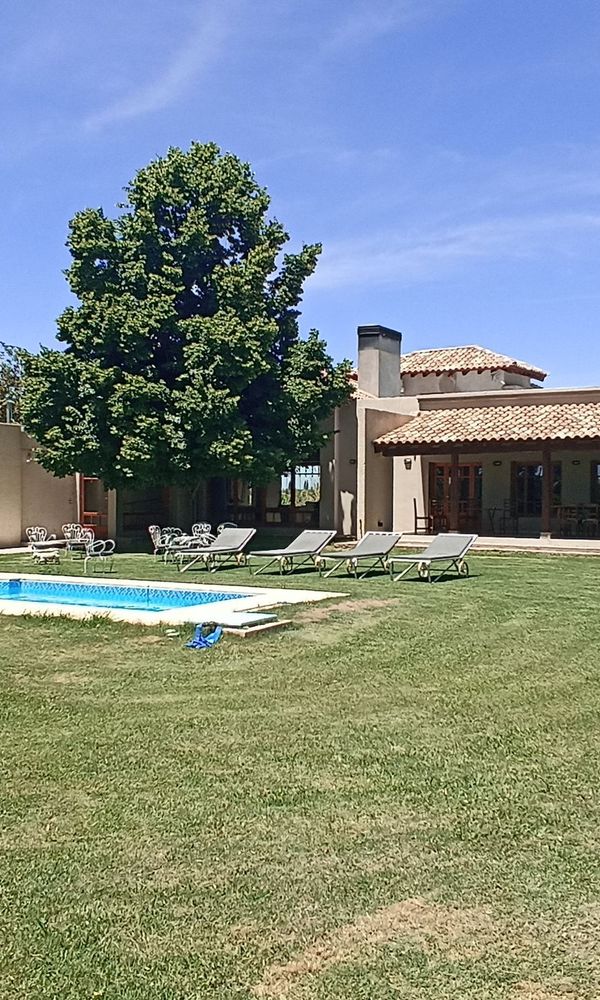 Posada Cavieres Wine Farm