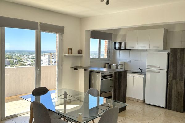 DEPARTAMENTO DE UN DORMITORIO DELUXE