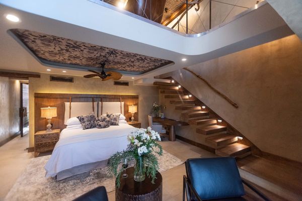 Suite de Autor:  A. Camus - S. de Beauvoir - I. Allende - G. García Márquez