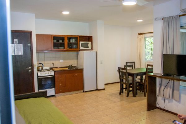 Apart Sextúples (planta baja)