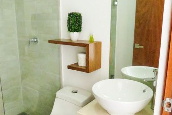 Roof Studio in Vanessa 24