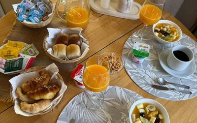 AlojamientoCariloPrinces - Desayuno 