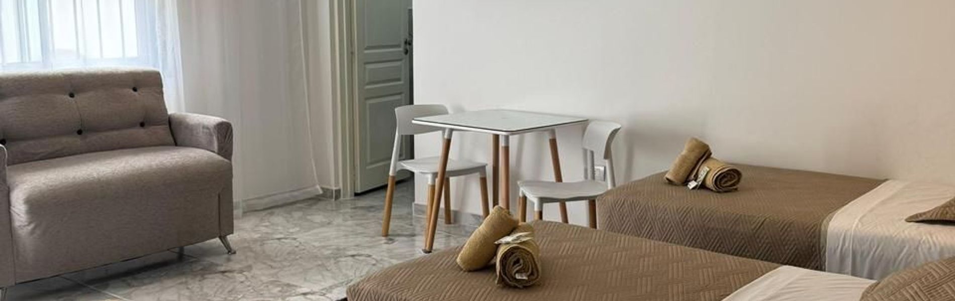 Aguila Blanca Departamentos