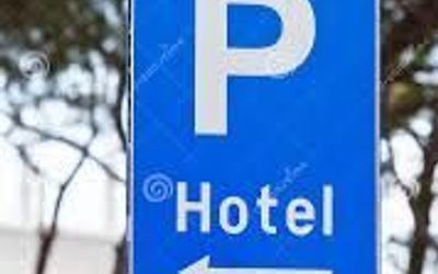 HotelLuxor - 
                                    Estacionamiento                                