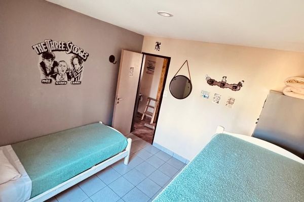 Habitación Triple con Bano Compartido