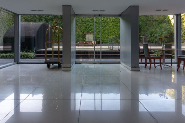 Humboldt 1945 - Ayres Apartments