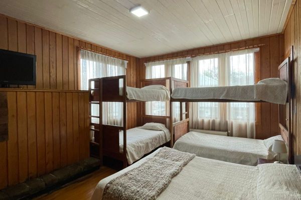 Habitacion Sextuple con baño privado 