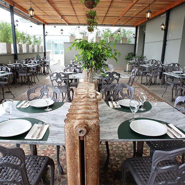 Howard Johnson Sierras Hotel and Casino