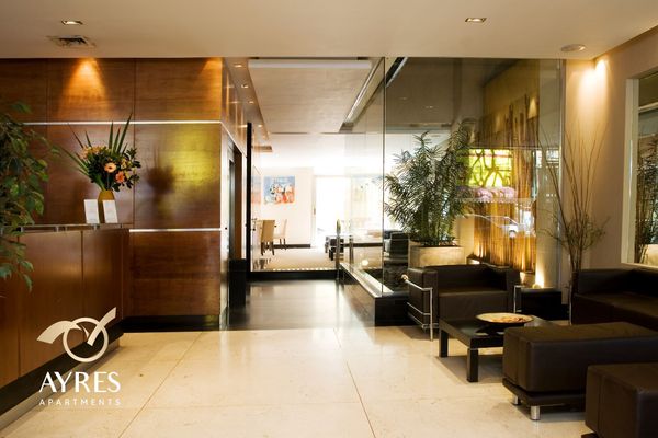 Ayres Recoleta Uriburu