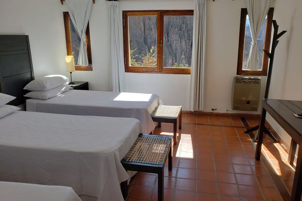 Habitación Triple  con vista a las montañas