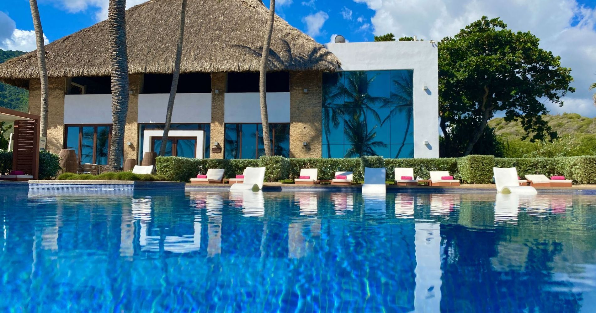 Ikin Margarita Hotel & Spa