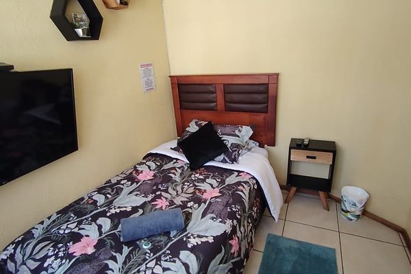 Habitación Single con baño privado exterior