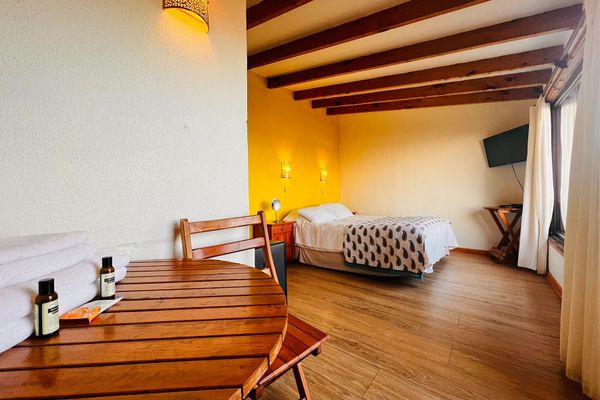 Habitación Suite con Terraza y Vista al Mar
