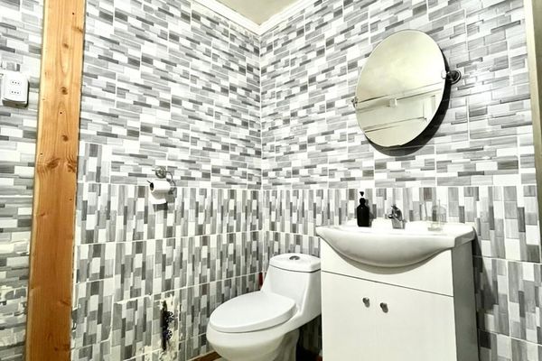 Habitación doble en baño privado con entrada independiente