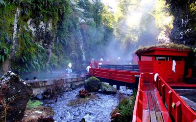 LomasdeEnsenada - Termas Geométricas