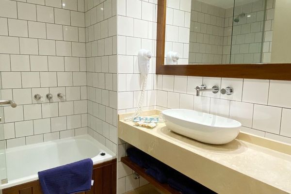 One Bedroom Balcony Apartment