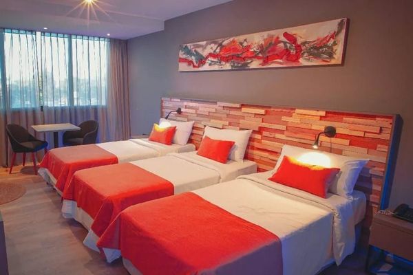  Posta Clásica Matrimonial 