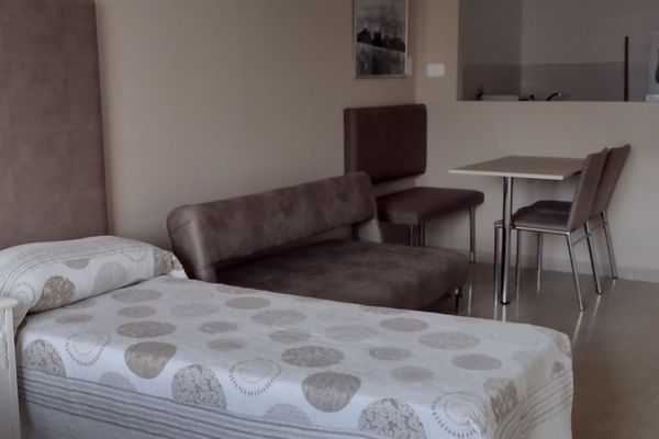 Monoambiente Matrimonial + Individual