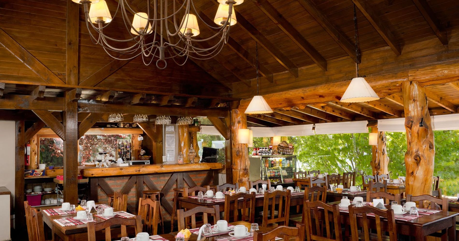 Pailahue Lodge y Cabañas
