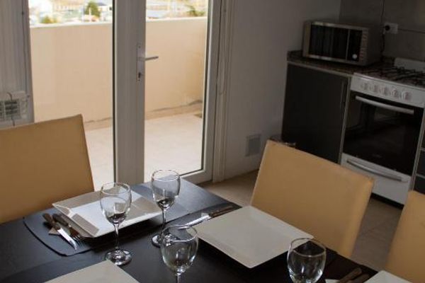 Departamento premium de 1 dormitorio con balcones.