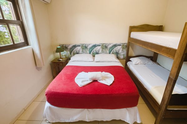 Quarto Quádruplo Standard