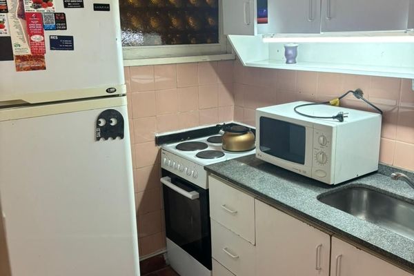 Depto monoambiente sobre calle Marconi, Olivos