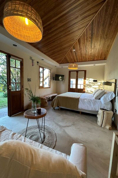 Tanah Host - Guest House