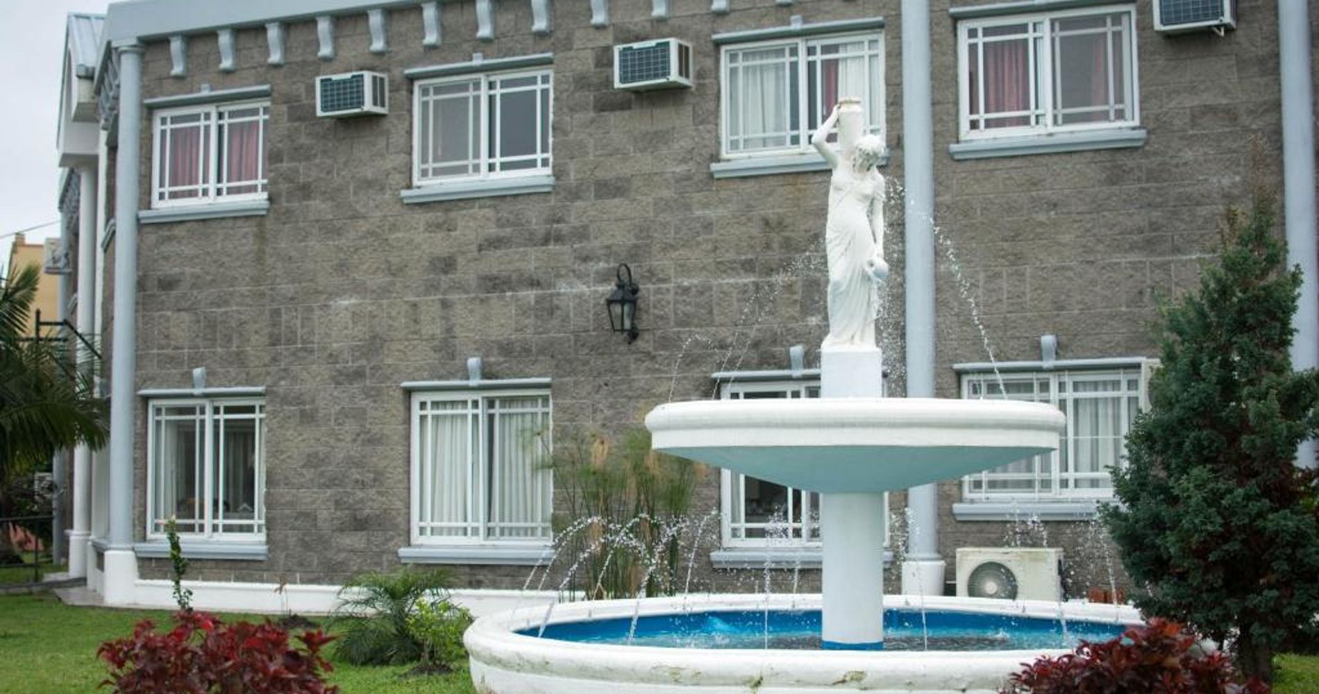 La Fuente Apart Hotel