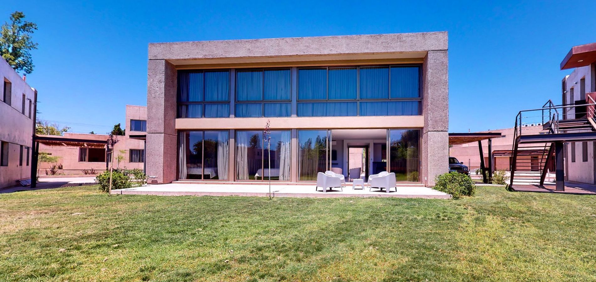 Liniers Green Apartments