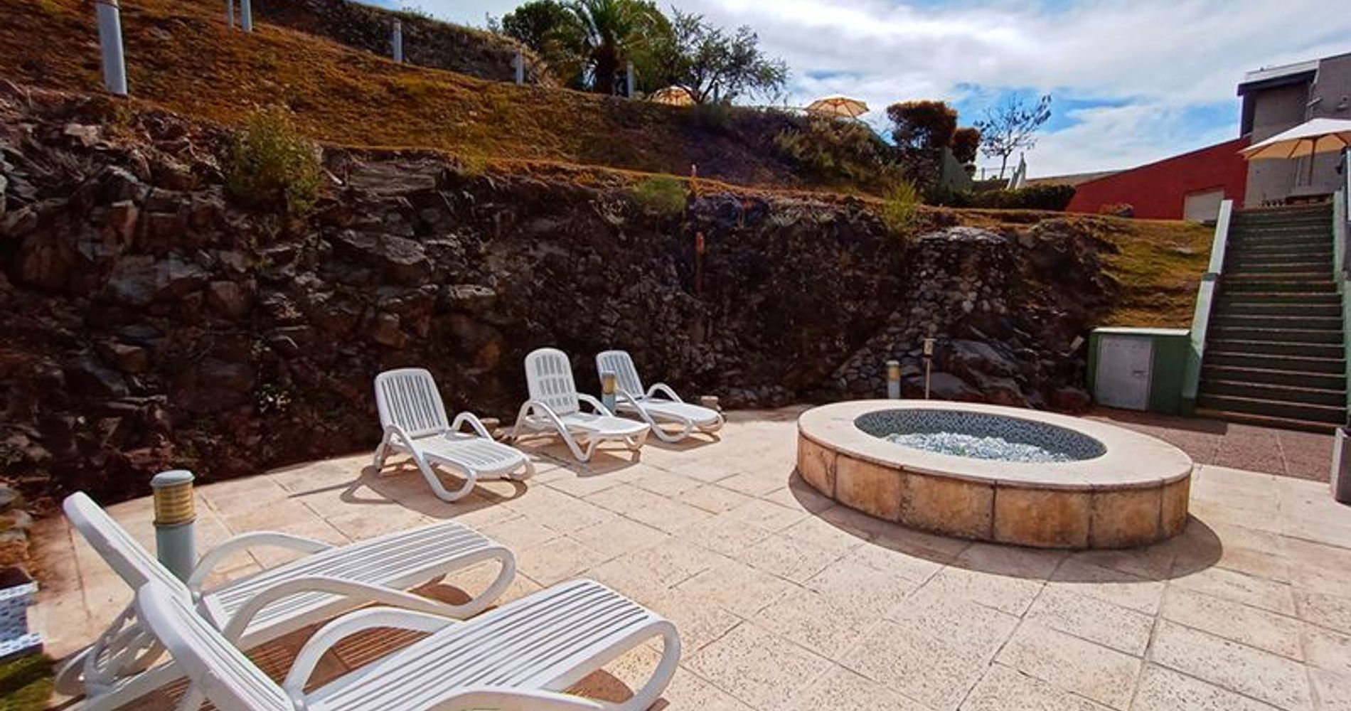 Howard Johnson by Wyndham Rio Ceballos