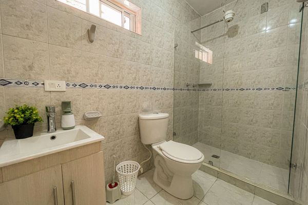 Habitación doble, con baño privado