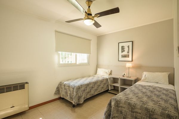 Sector Sierras 1 (2 Plantas) - 3 Habitaciones y 2 baños (Hasta 2 huéspedes) 