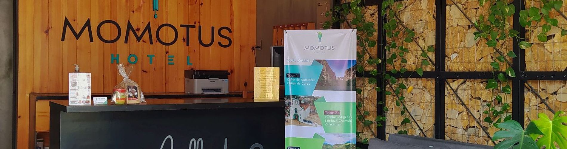 Momotus Hotel