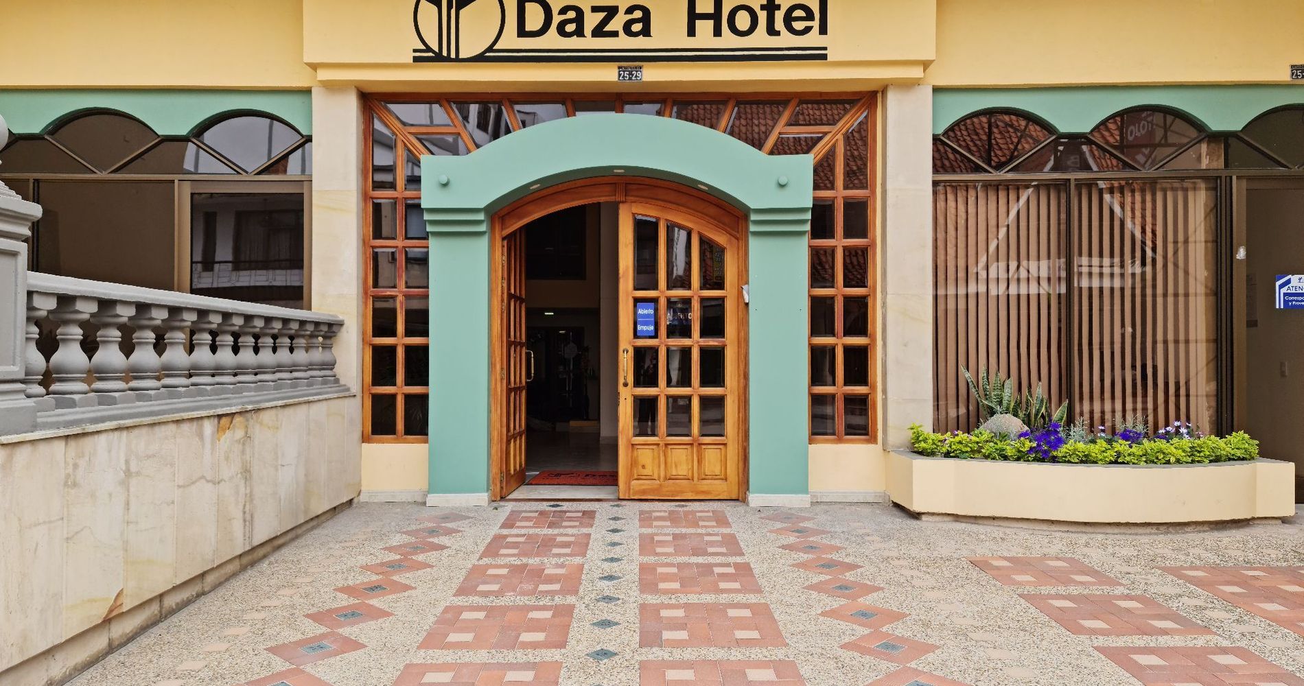 Daza Hotel