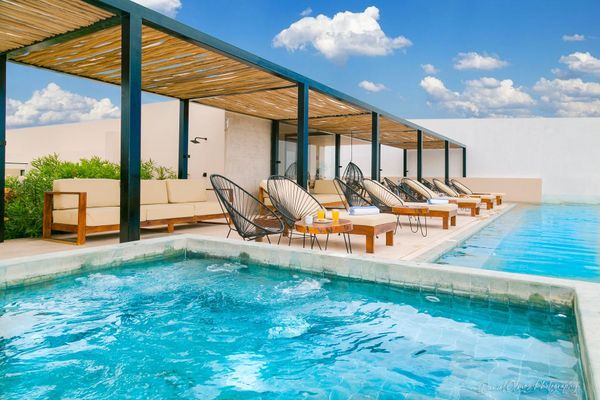 Kaab estudio by the beach