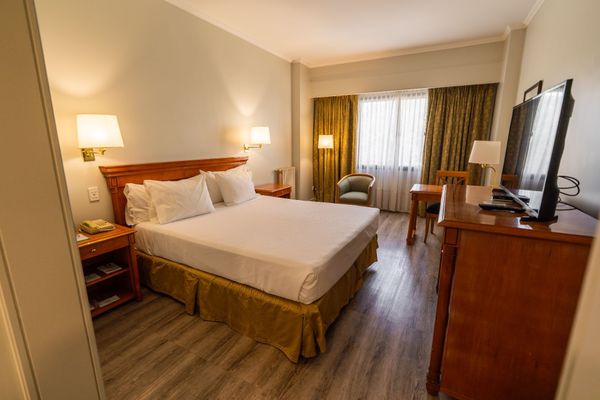 Ejecutiva Matrimonial Austral Plaza