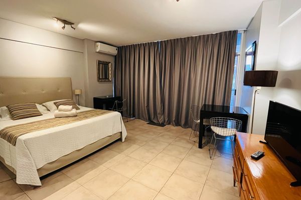 Monoambiente con piscina y gym en Palermo [Sta Fe 3]