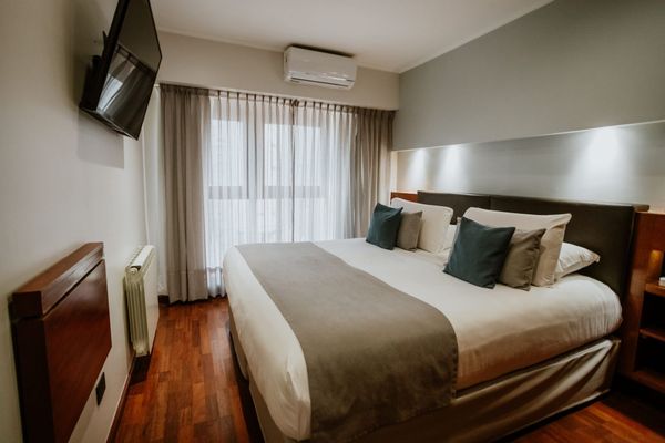 Familiar Vista al Frente