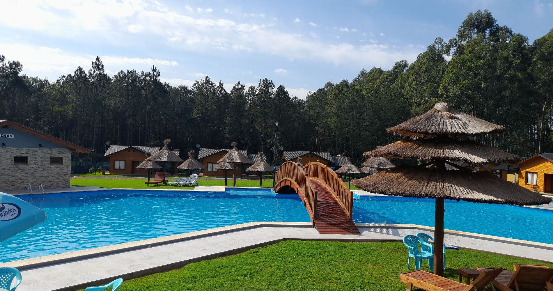 El puente de la piscina