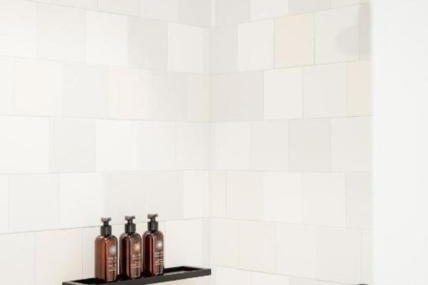 Habitación con cama extragrande y balcón - Sin vistas