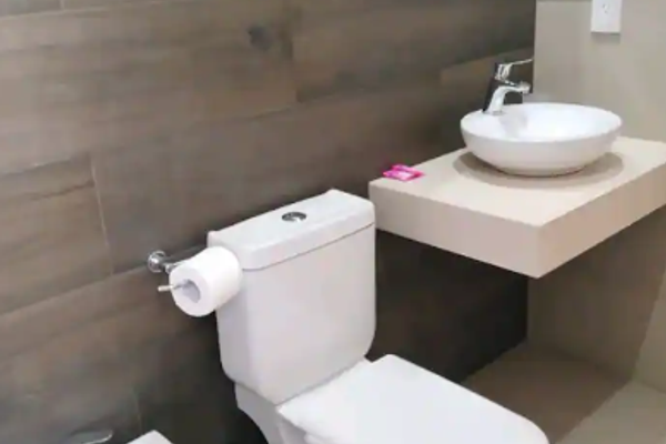 Depto monoambiente sobre Av. Córdoba [5D]