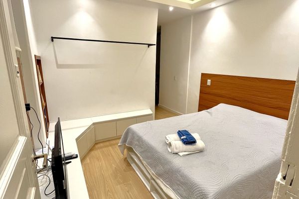 Monoambiente sobre calle Ayacucho, Recoleta