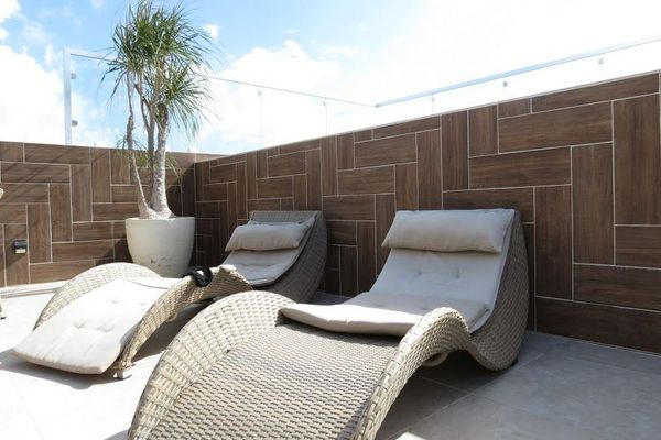 Roof Studio in Vanessa 24