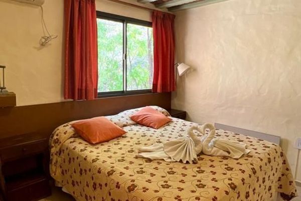 Cabaña con Balcón y Parrilla