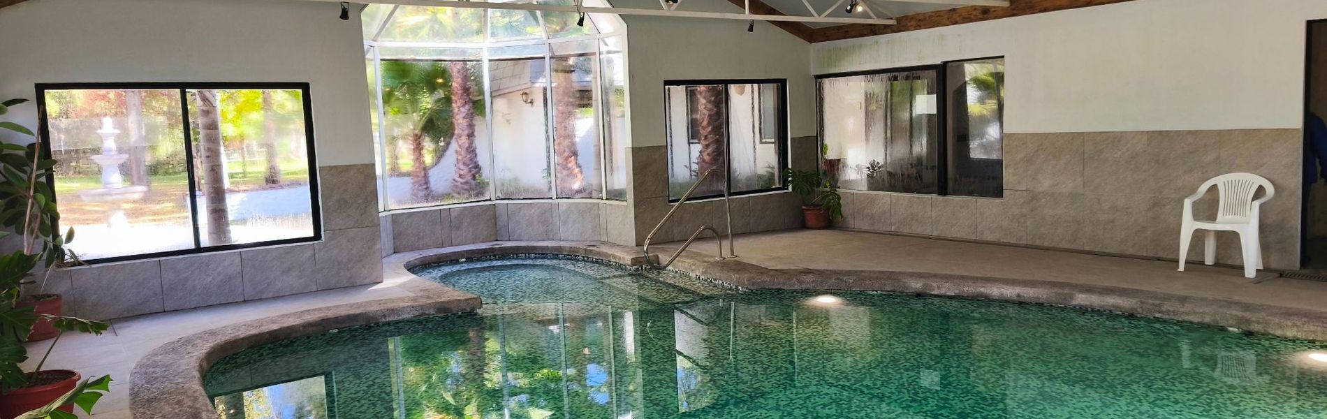 Hotel Jardín del Lago