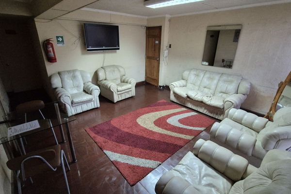 Habitación con baño compartido