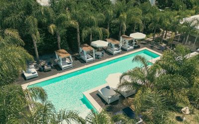 Skyblue - Piscinas: cubierta climatizada y exterior