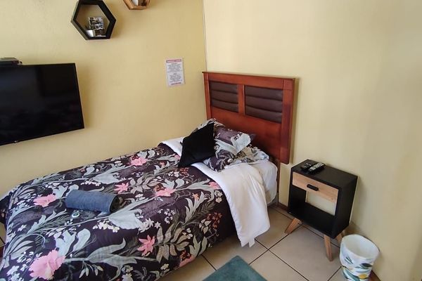 Habitación Single con baño privado exterior